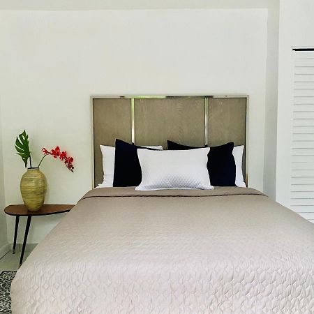 Xanadu Villas - 3 Bedroom House Or 2 Bedroom Apartment Miami Exterior photo