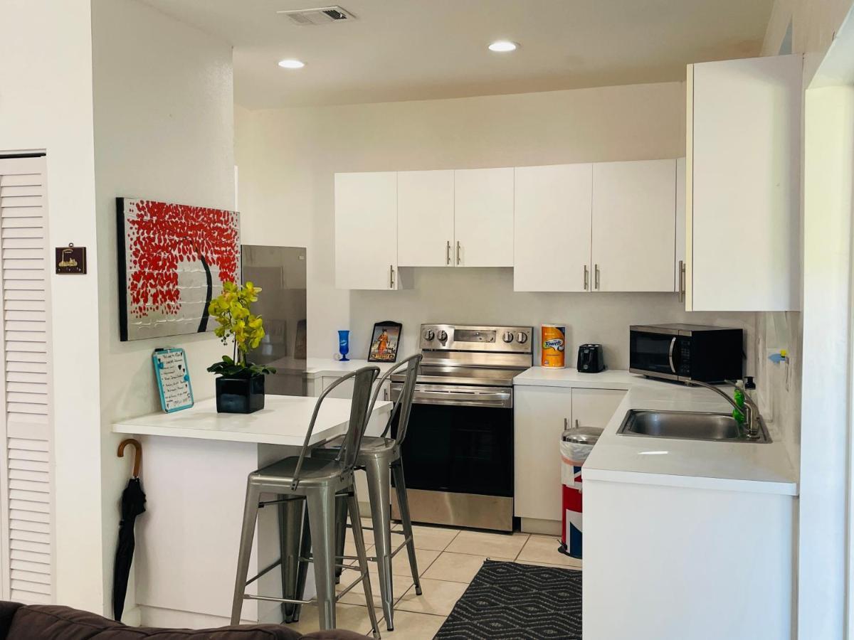 Xanadu Villas - 3 Bedroom House Or 2 Bedroom Apartment Miami Exterior photo
