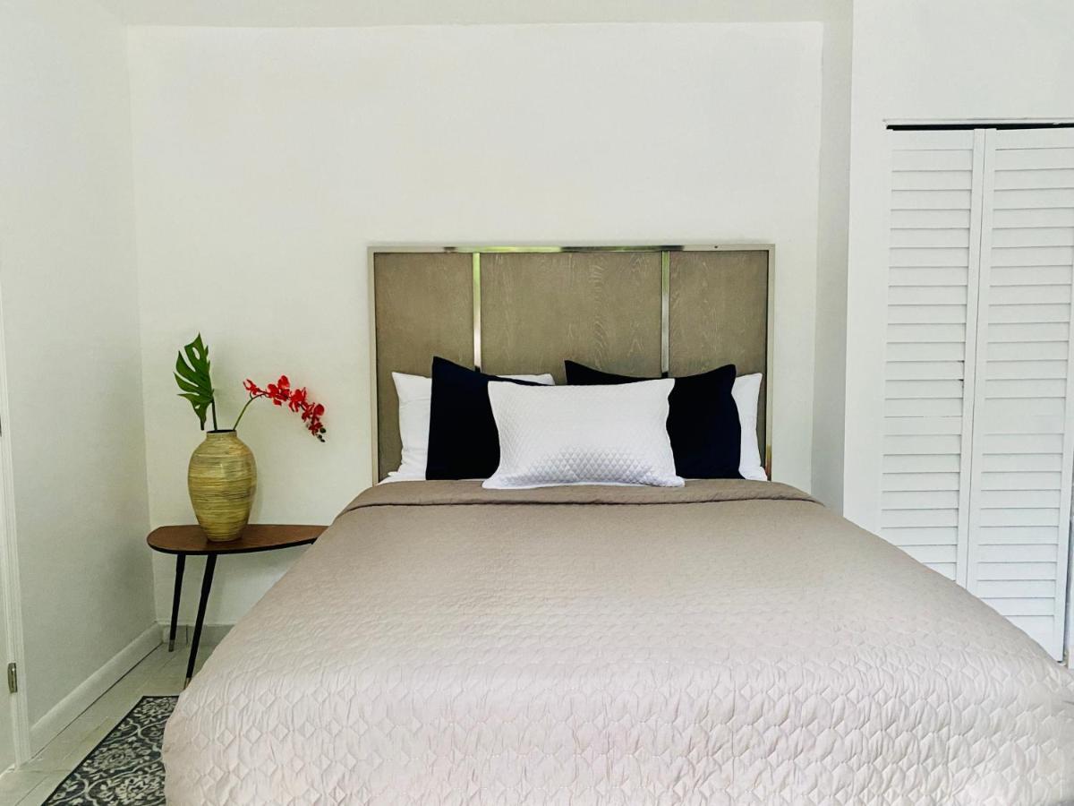 Xanadu Villas - 3 Bedroom House Or 2 Bedroom Apartment Miami Exterior photo